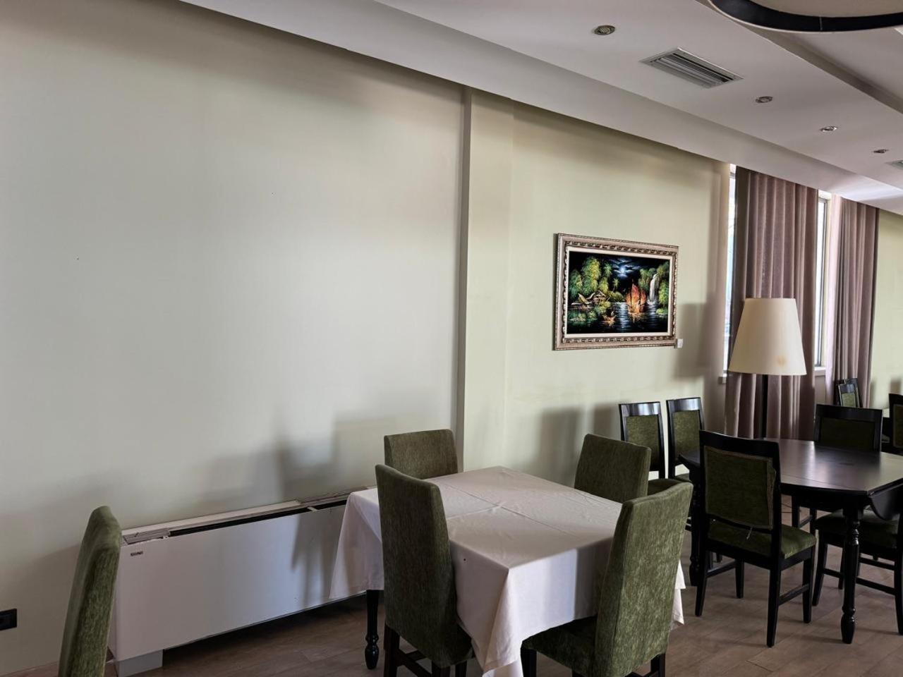Sirena Hotel Tushemisht Kültér fotó