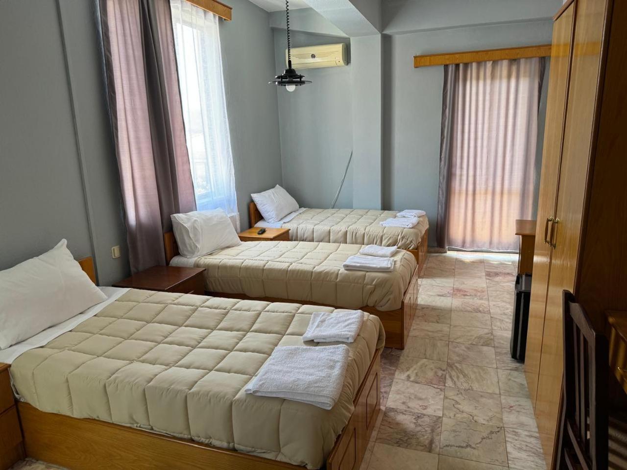 Sirena Hotel Tushemisht Kültér fotó