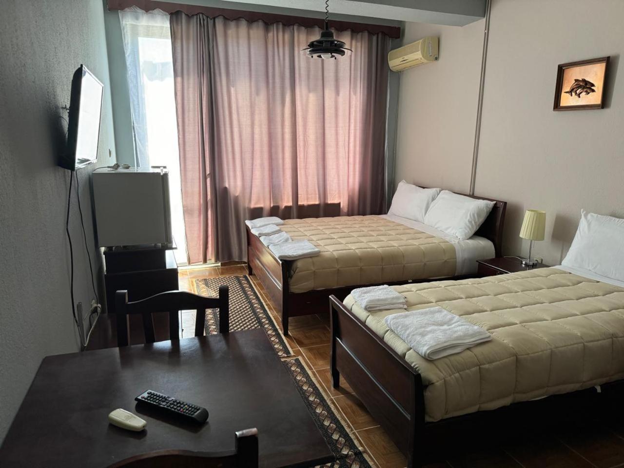Sirena Hotel Tushemisht Kültér fotó