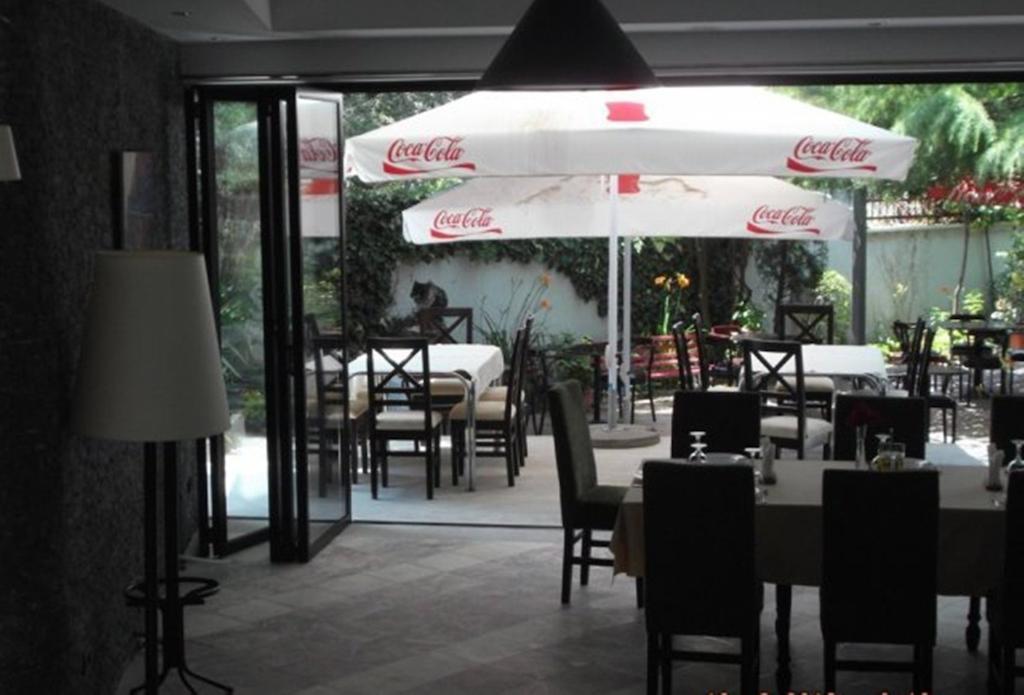 Sirena Hotel Tushemisht Kültér fotó